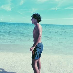 Meet your Posher, Gabe